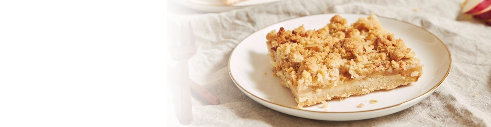 Apple Crumble Cake