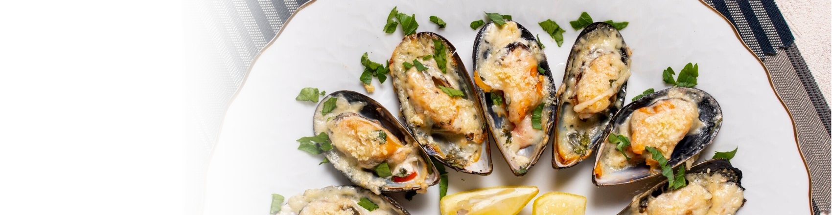 Cheesy Baked Mussels